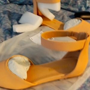 Casual dress sandals